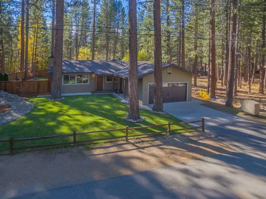 Luxury Single Level, Great Location, Hot Tub, Arcade Villa South Lake Tahoe 0*,  Amerikai Egyesült Államok