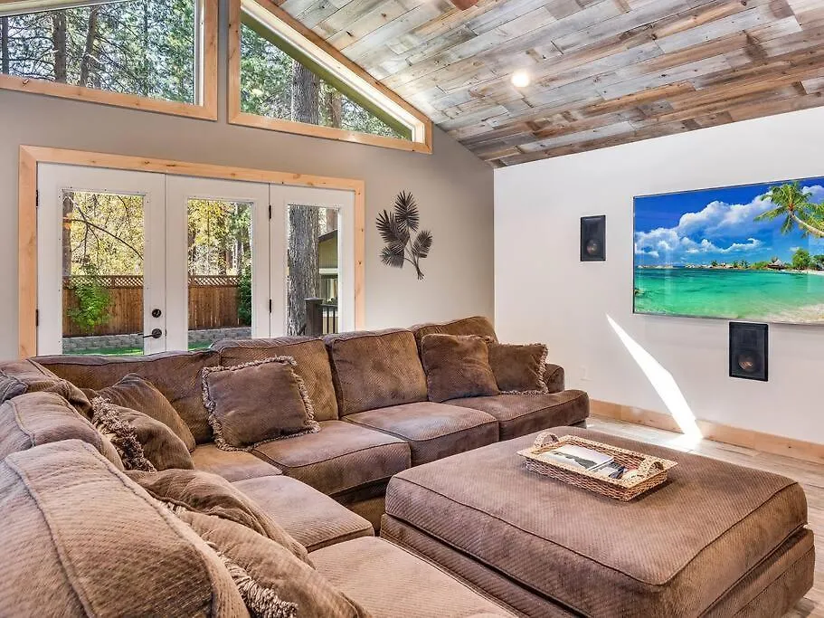 Luxury Single Level, Great Location, Hot Tub, Arcade Villa South Lake Tahoe 0*,